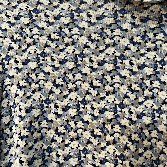 H&M Floral Turtleneck - Picture 2 of 3